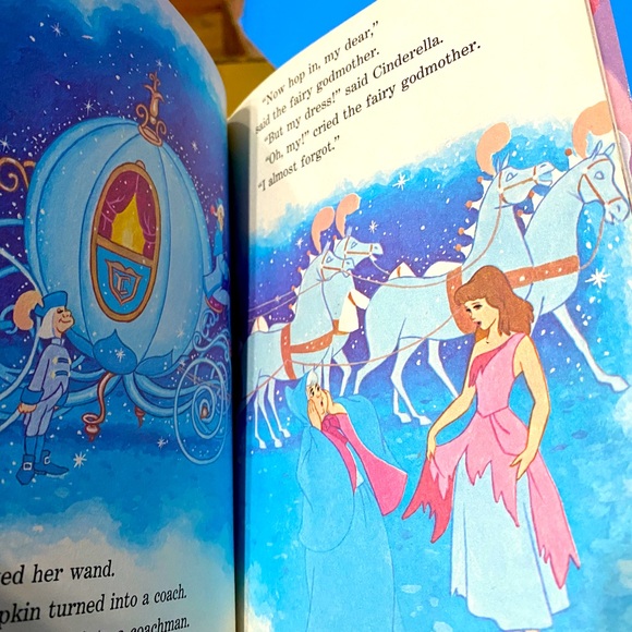 WALT DISNEY’S CINDERELLA VTG 1974 CLASSIC COLLECTIBLE HARDCOVER STORYBOOK - Picture 9 of 16